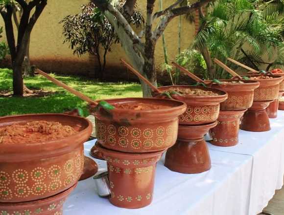 Banquetes y Renta de loza en Toluca (Municipio)
