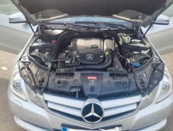 Mercede clase e coupé avangarde en Sevilla (Municipio)