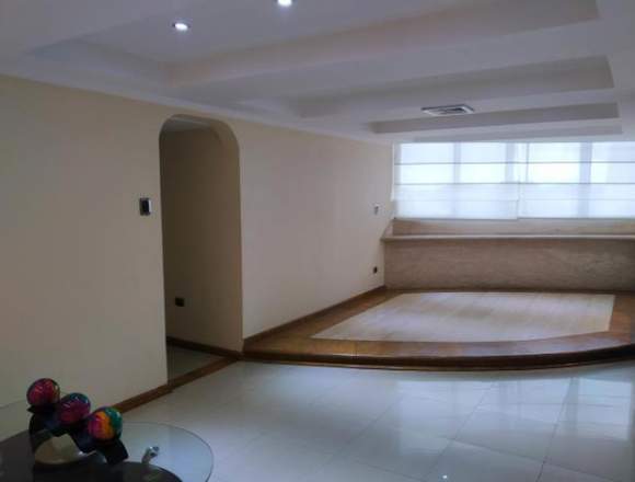 Apartamento de 85mts2 en Urbanización Maracay en Girardot (Municipio)