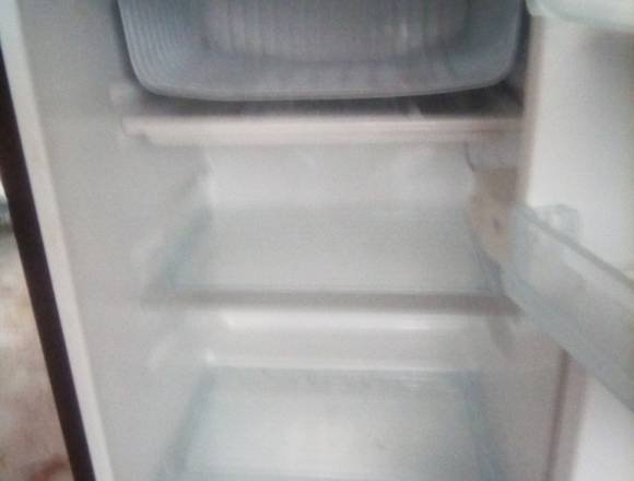 Mini Refrigerador DAEWOO (Frigobar) en Nezahualcóyotl (Municipio)
