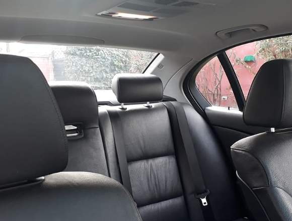 BMW serie 5, 525i 2006 en Santiago (Comuna)