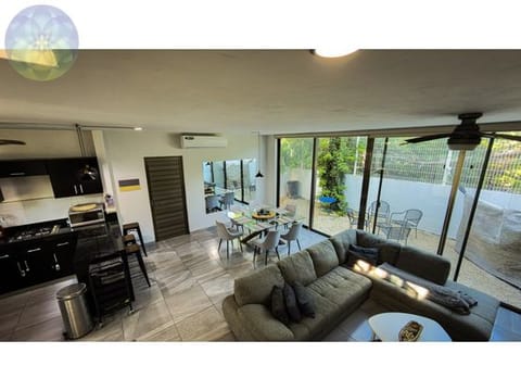 Casa de 2 recamaras y jardín. El Cielo Residencial