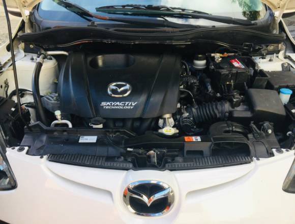 Mazda Demio 2014. $425,000.00 Negociable. en Santiago (Municipio)