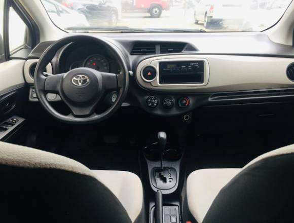 Toyota Vitz 2014 $ 485,000.00 Negociable. en Santiago (Municipio)