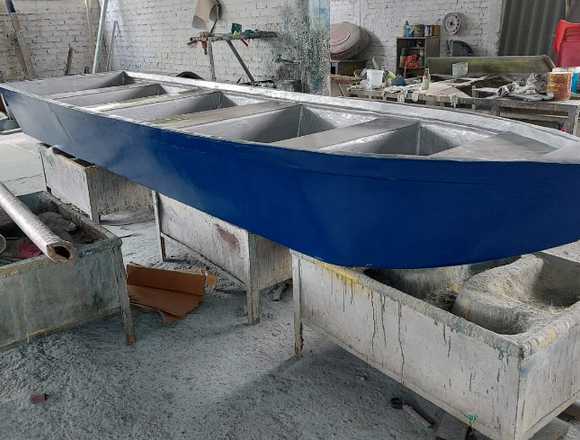 Bote por pedido. 5mts en fibra. Aprovecha ya mismo en Barranquilla (Municipio)