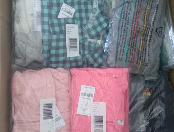 Lote de ropa para niños marca Carter's en Pichincha (Cantón)