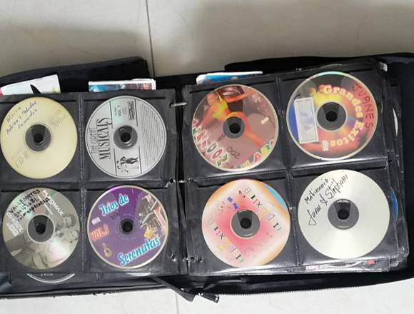 CDs de musica 128 + Maleta porta CDs en Santiago de Cali (Municipio)