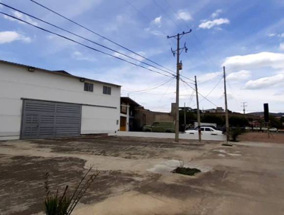 local comercial con vivienda dentro
