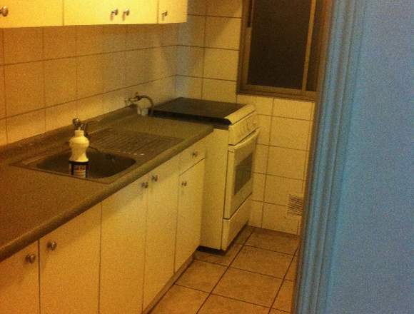Excelente Departamento metro Rondizzoni en Santiago (Comuna)