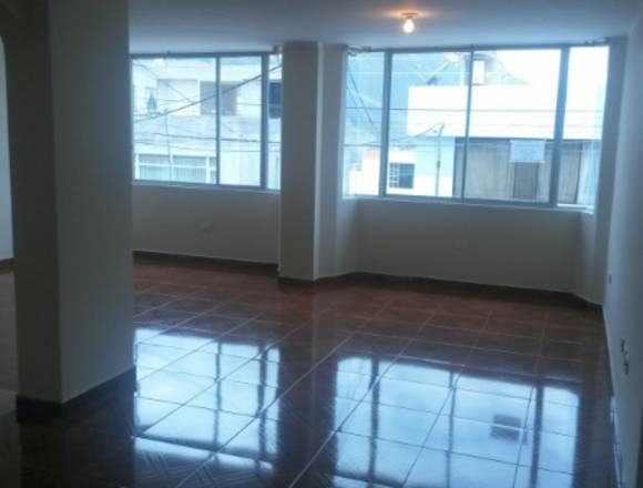 SE ARRIENDA DEPARTAMENTOS DE 2 Y 3 DORMITORIOS en Quito (Cantón)
