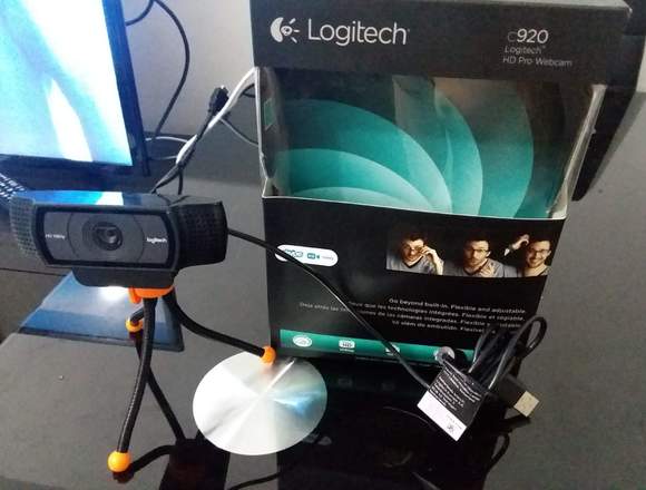 Camara Web Logitech Hd web cam c920, + tripode en Bogotá, D.C. (Municipio)