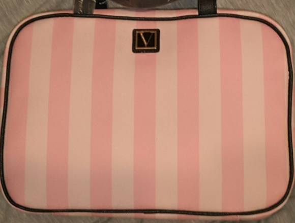 Victoria's Secret Travel Case (cosmetiquero) en Curacautín (Comuna)