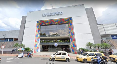 Unicentro Medellín, 187 m2, arrendado a largo plazo en San León (Localidad)