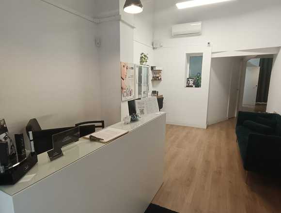 Se Alquila Cabina en Local de Estética en Barcelona (Municipio)