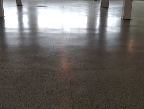 Locales Comerciales en Alquiler, excelente Punto en Libertador (Municipio)