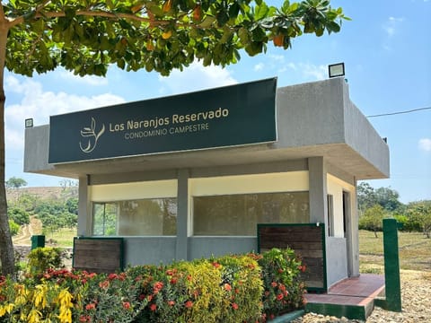LOTES CON ESCRITURACIÓN INMEDIATA EN TURBACO- LOS NARANJOS RESERVADO en Turbaco (Municipio)