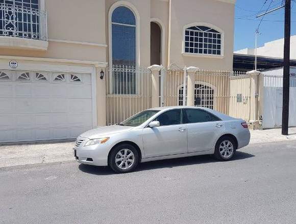 TOYOTA CAMRY EXCELENTE en Mexicali (Municipio)