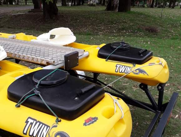 Vendo Kayaks Rocker Twin mas trailer en Lago Buenos Aires (Localidad)