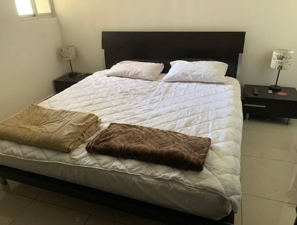 Juego de Recamara King size en Panamá (Distrito)