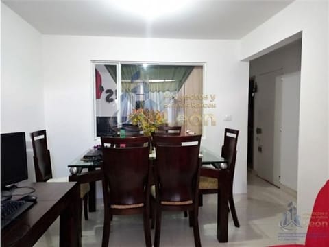 Apartamento en venta en Alta Blanca, Usaquén, 2do. Piso. CZ9205
