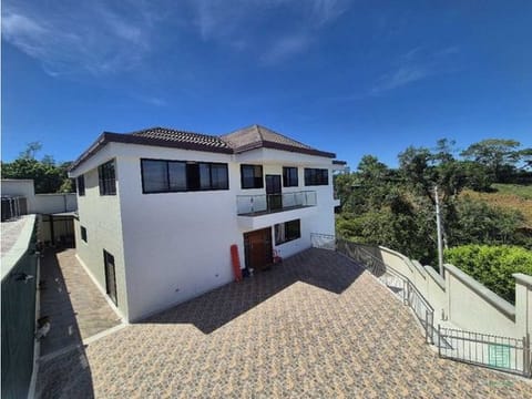 CASA CAMPESTRE RUITOQUE ALTO