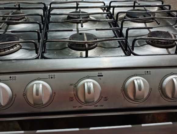 Estufa Mabe 6 quemadores Acero inoxidable en Choloma (Municipio)