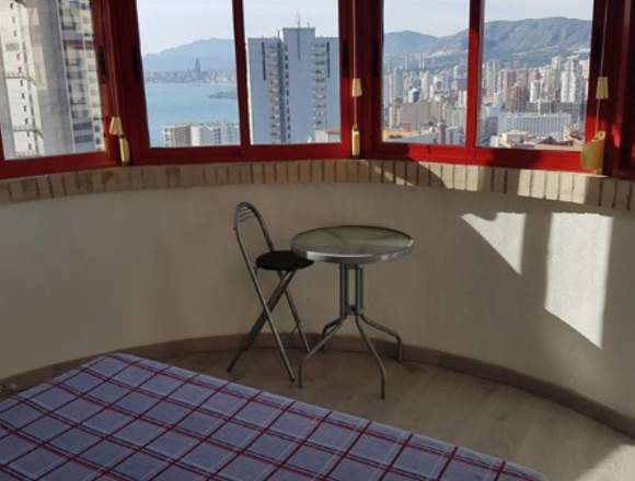 ocasion vivienda con piscina y reformada y vistas en Benidorm (Municipio)