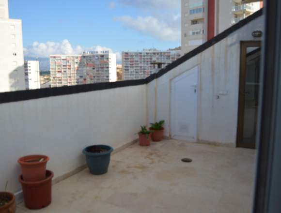 ocasion atico con piscina y parking y vistas en Benidorm (Municipio)