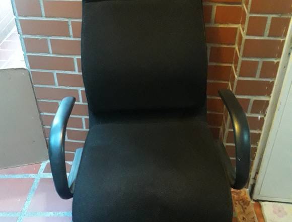 Silla presidencial e oficina en Baruta (Municipio)
