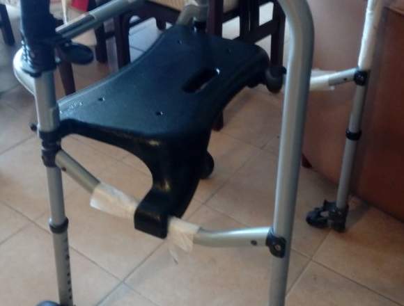 Andadera INVACARE Plegable silla adultos mayores en Miranda (Municipio)