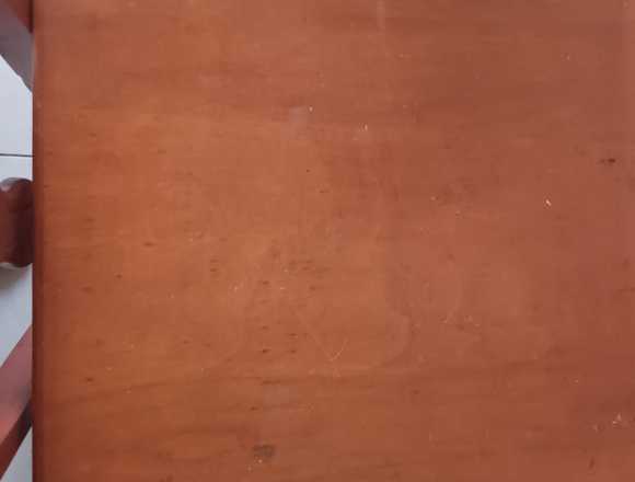 Se vende Juego de comedor.
