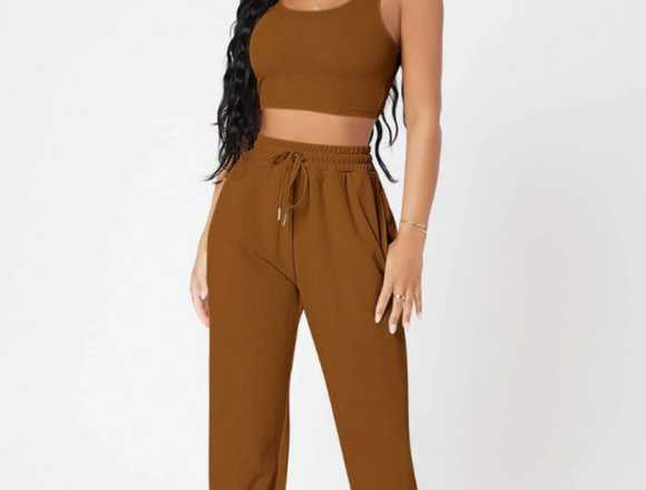 conjunto blusinha e calça em São Paulo (Municipio)