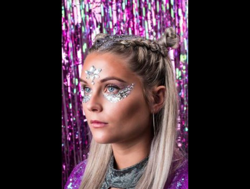 Servicio de maquillaje con glitter en San Juan de Miraflores (Lima 29) (Distrito)