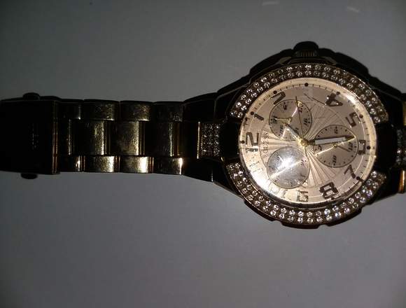 Reloj Guess Original Dorado en Santiago (Comuna)