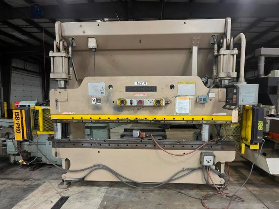 PRENSA DOBLADORA CINCINNATI 90 CB x 8 FT 10' x 90 Ton