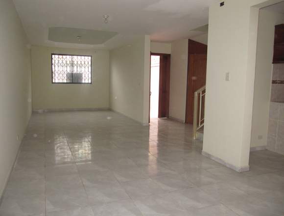 VENDO CASA GRANDE Y MODERNA EN CUENCA en Loja (Cantón)