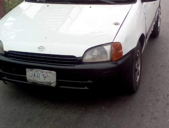 SE VENDE TOYOTA STARLET AÑO 1998 SINCRONICO en Morán (Municipio)