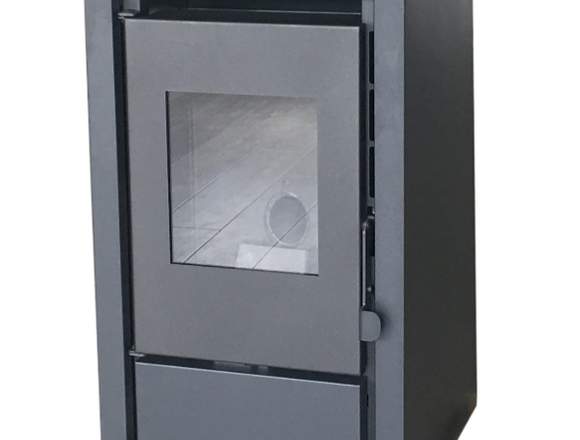 Estufa de pellet 6-7-8KW NUEVA en Madrid (Municipio)