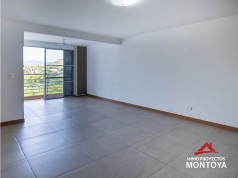 Venta apartamento en conjunto, Av. Sur, Pereira