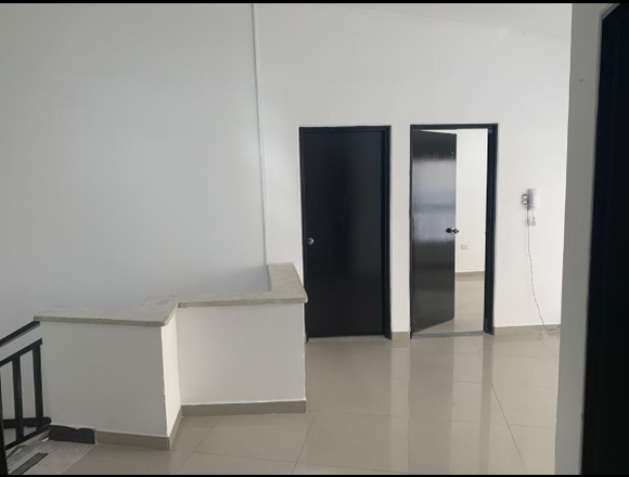 SE ALQUILA LOCAL COMERCIAL