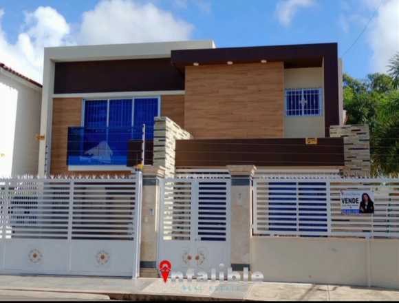 Casa de dos niveles en venta en San Francisco de Macorís (Municipio)