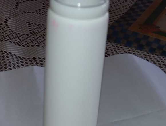 Tuboscolpsible con válvula espuma de 100ml en Bogotá, D.C. (Municipio)