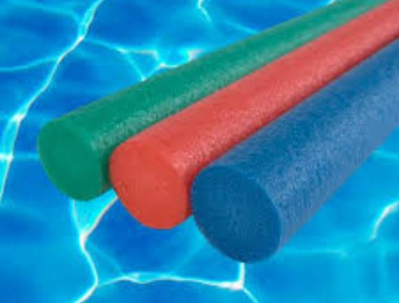 IMPLEMENTOS DE NATACIÓN