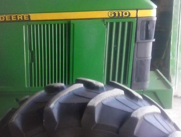 Tractor John Deere 6110 en Arica (Comuna)