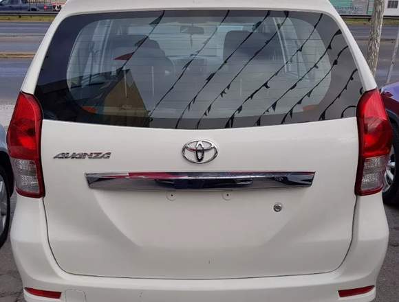 toyota avanza año mod 2013