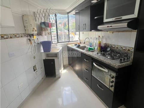 *VENTA DE APARTAMENTO EN LA ALDEA, BELLO