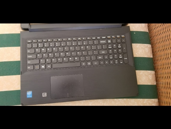 Se vende laptop Lenovo Flex 2 15.6 en Santo Domingo Este (Municipio)
