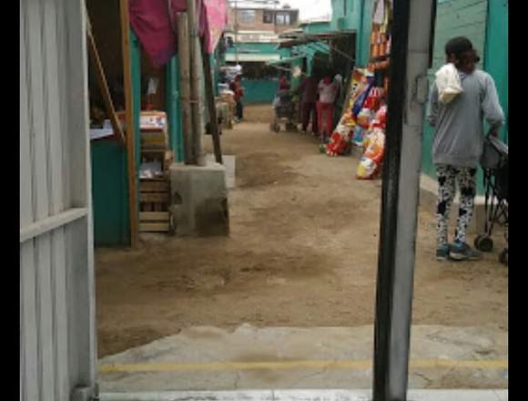 Se Vende Puesto en Mercado 3 defebrero en Santa Rosa (Lima 38) (Distrito)