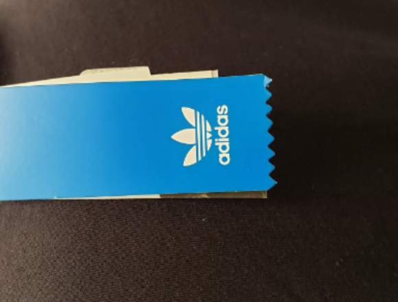 Camiseta Adidas Original Negra en Alajuela (Cantón)