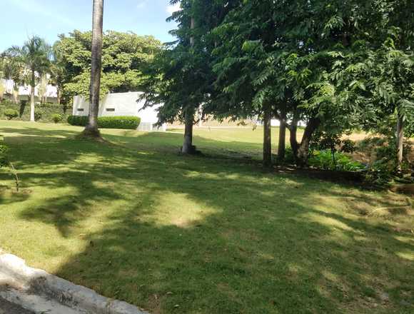 SOLAR EN JARDINES DE ISABELA. en Santo Domingo de Guzmán (Municipio)